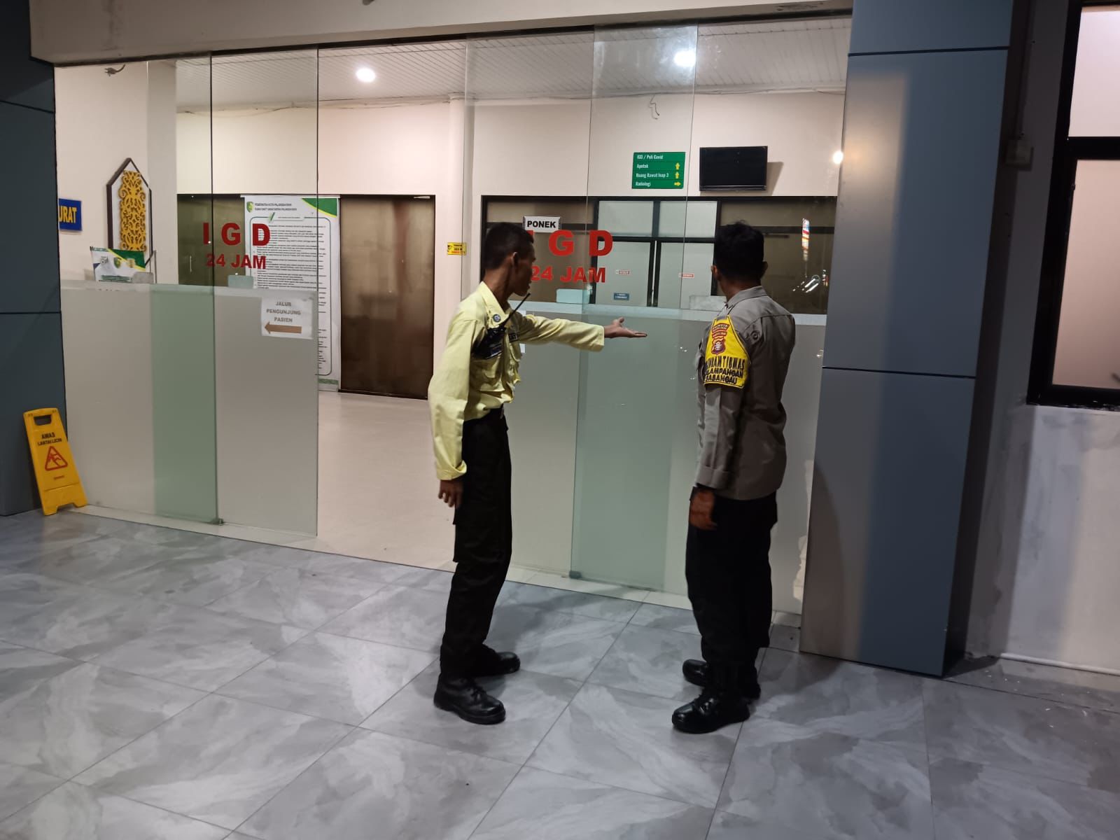 Polsek Sabangau Patroli ke RSUD Kota Palangka Raya untuk Antisipasi Premanisme