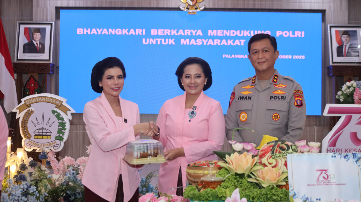 Peringatan HKGB Ke-73, Polda Kalteng Gelar Syukuran Sekaligus Salurkan Tali Asih Bantuan Pendidikan Akademik