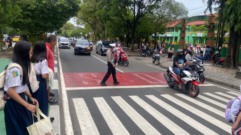 Satlantas Polresta Palangka Raya Hadir di Kawasan Sekolah, Berikan Rasa Aman bagi Pelajar