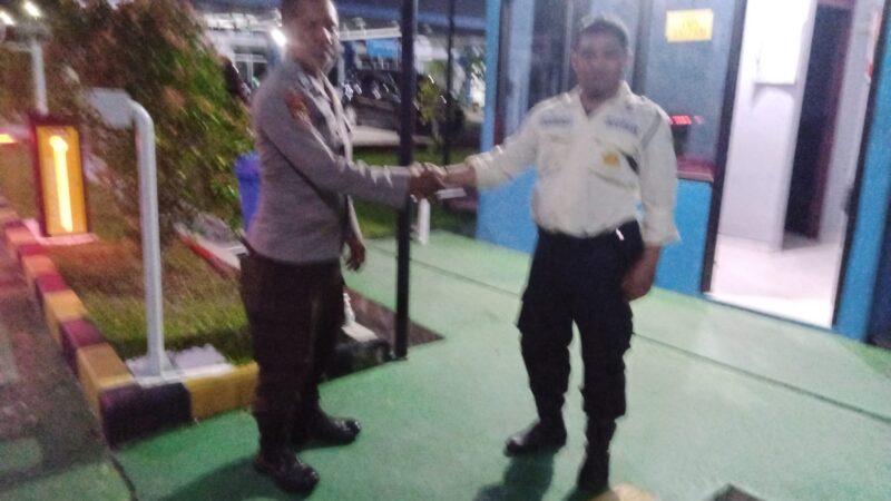 Jaga Kamtibmas, Patroli Polsek Sabangau Datangi Pos Jaga Gardu Induk PLN di Sabaru