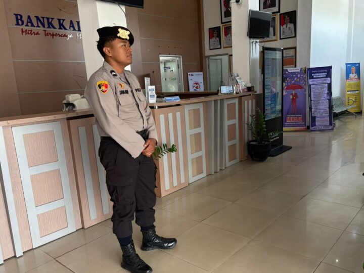 Satpamobvit Polresta Palangka Raya Imbau Nasabah Bank Tertib dalam Bertransaksi