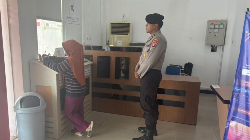 Satpamobvit Polresta Palangka Raya Perketat Pengamanan di Sejumlah Kantor Bank