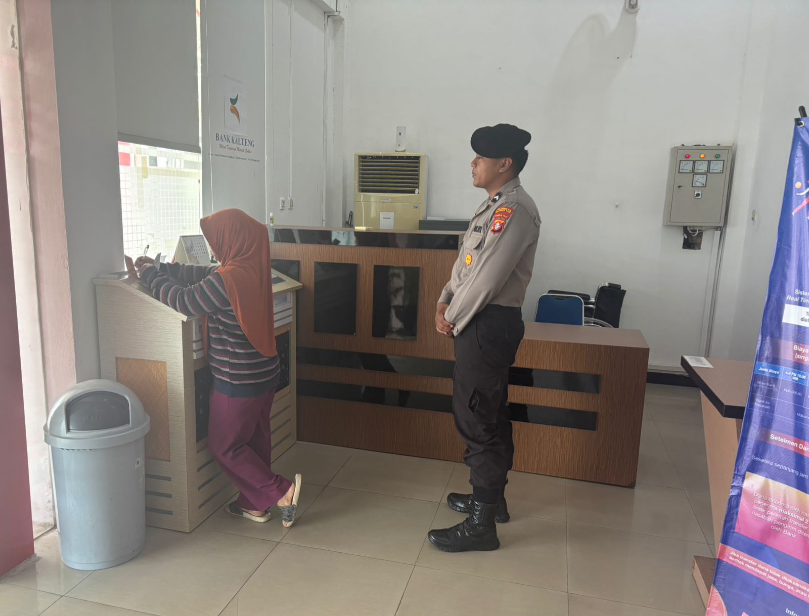 Satpamobvit Polresta Palangka Raya Perketat Pengamanan di Sejumlah Kantor Bank