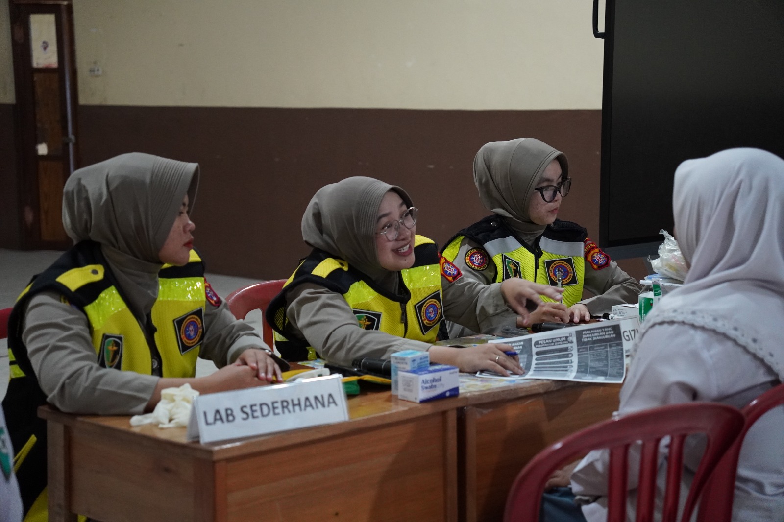 Wujudkan Generasi Emas 2045, Rumkit Bhayangkara Laksanakan Pemeriksaan Kesehatan untuk Siswa Hasanka Boarding School