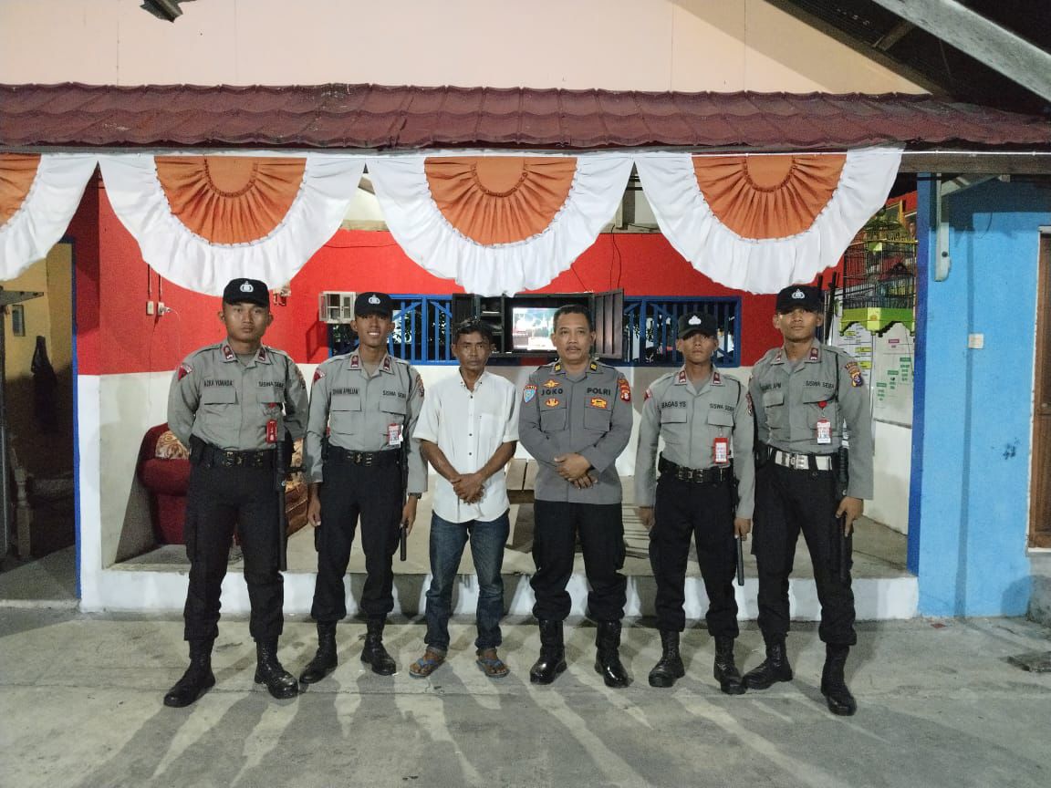 Siswa Latja Diktuk Ba Polri Laksanakan Sambang Satkamling di Kota Palangka Raya