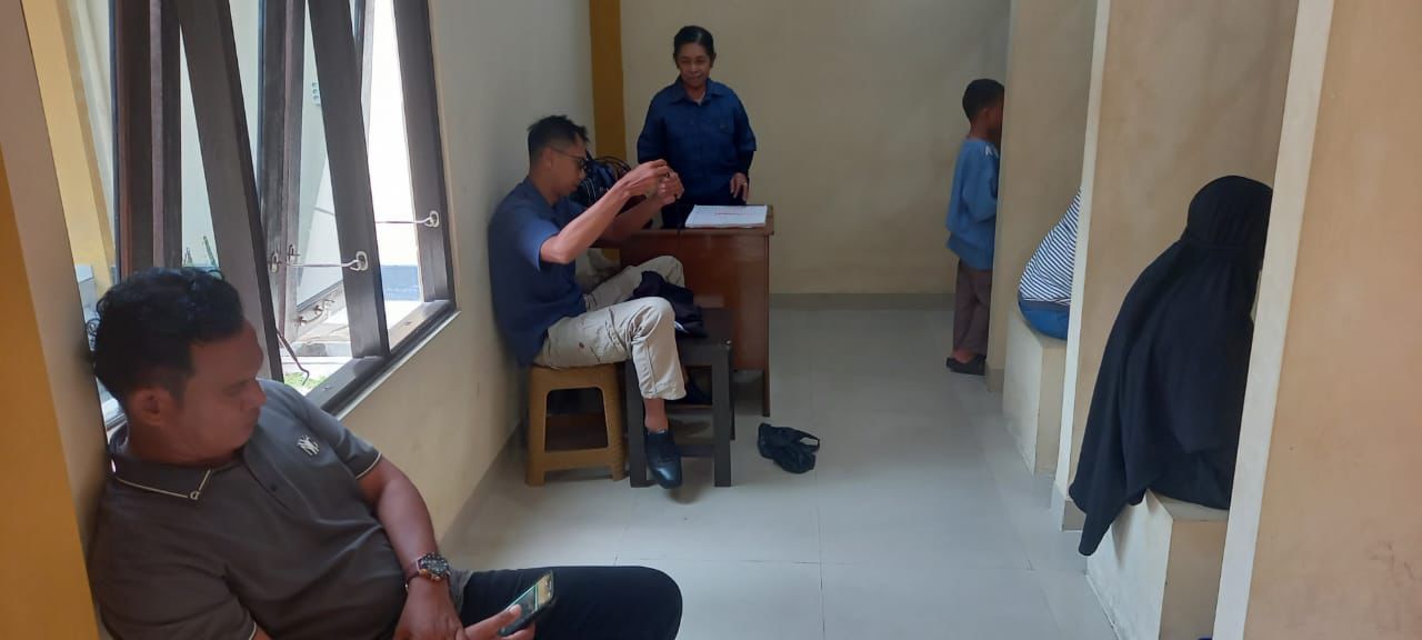 Pastikan Pelayanan tetap Tertib, Sattahti Polresta Palangka Raya Gelar Jam Kunjung Tahanan