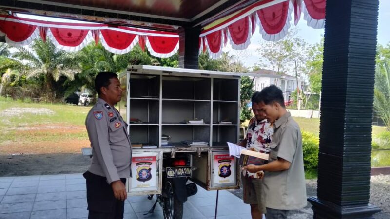 Polsek Rakumpit Gulirkan Program Bajaka Presisi dan Optimis Tingkatkan Minat Baca Pelajar dan Warga