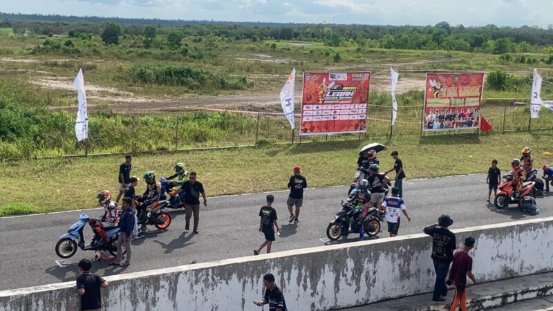 Polresta Palangka Raya Gelar Apel Kesiapan Pengamanan Kejuaraan Balap Motor Lebah Central Borneo Open Race Seri III