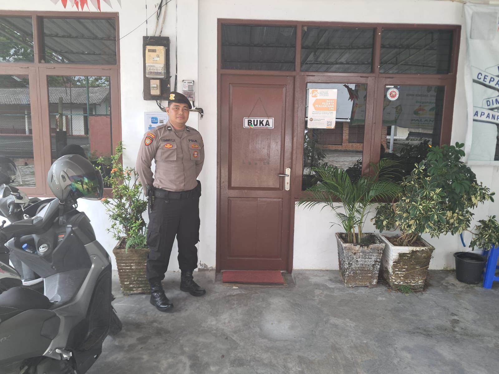 Personel Satpamobvit Polresta Palangka Raya Perketat Penjagaan di Perbankan