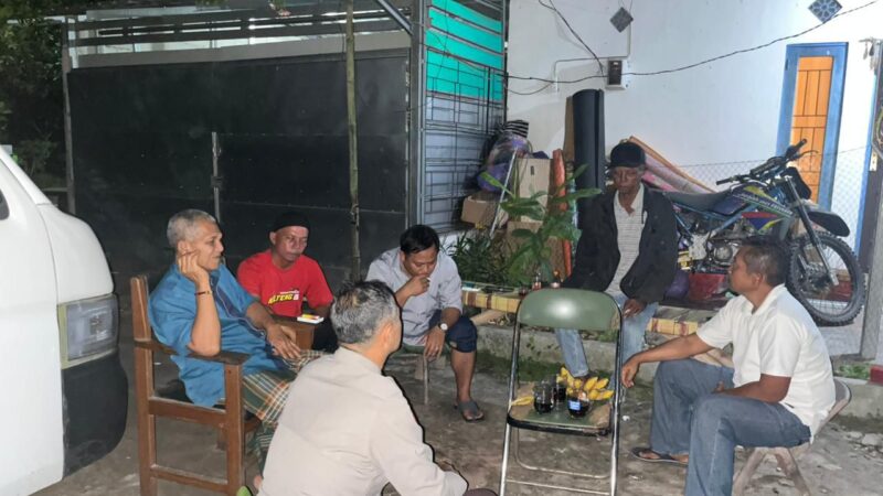 Hadir Dilingkungan Warga, Polsek Sabangau Sosialisasikan Nomor Layanan 110 di Kalampangan