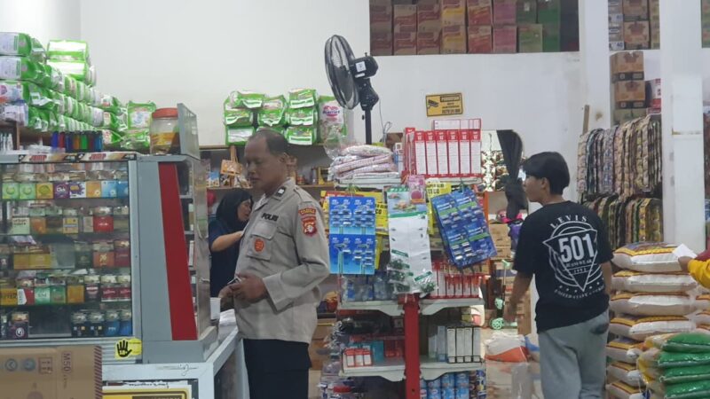 Polsek Rakumpit Sampaikan Nomor Layanan 110 di Tengah Masyarakatnya