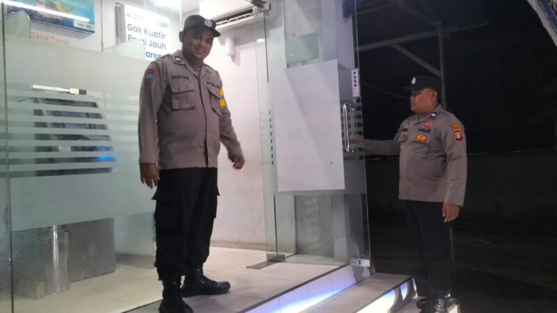 Pelihara terus Kamtibmas, Piket Polsek Bukit Batu Sambangi Kantor BRI Tangkiling