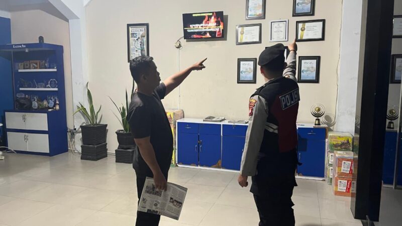 Patroli Satsamapta Polresta Palangka Raya Cek Situasi Kamtibmas di Kantor Kalteng Pos