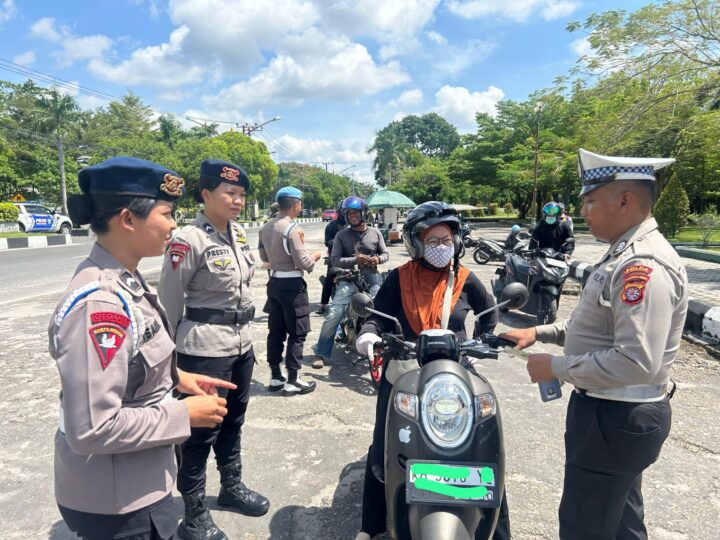 Gelar Razia Gabungan, Ops Zebra Telabang 2025 Beri Teguran 50 Pengendaran Tidak Taat Berlalu Lintas