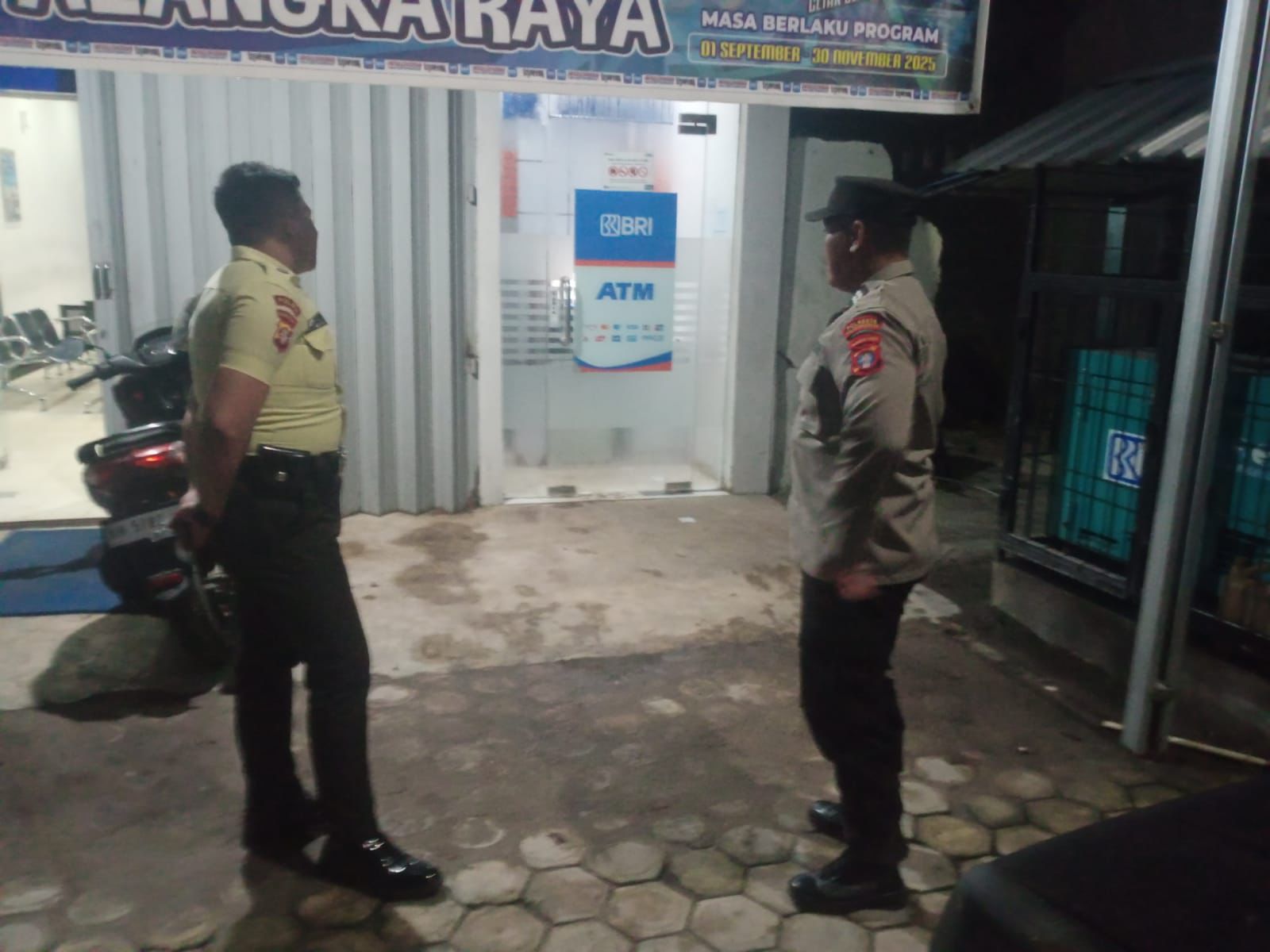 Polsek Sabangau Patroli Sambang di Kantor BRI Kalampangan, Jaga Keamanan Perbankan Tetap Kondusif