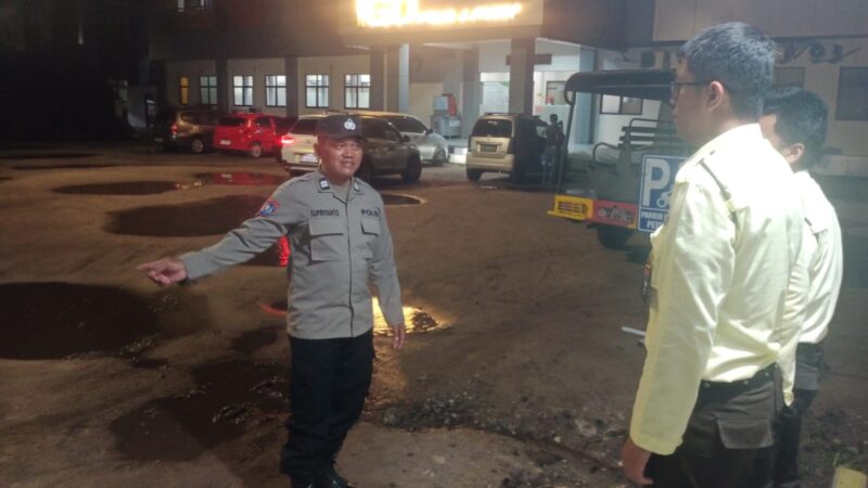 Disela Patroli Harkamtibmas, Piket Polsek Sabangau Kunjungi RSUD Kota Palangka Raya