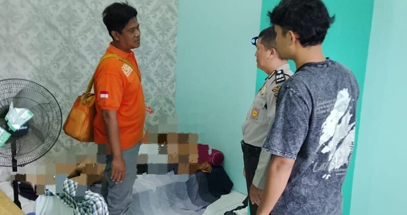 KSPKT dan Piket Fungsi Polsek Pahandut Respons Cepat Penemuan Mayat Pria di Kantor NRS Menteng