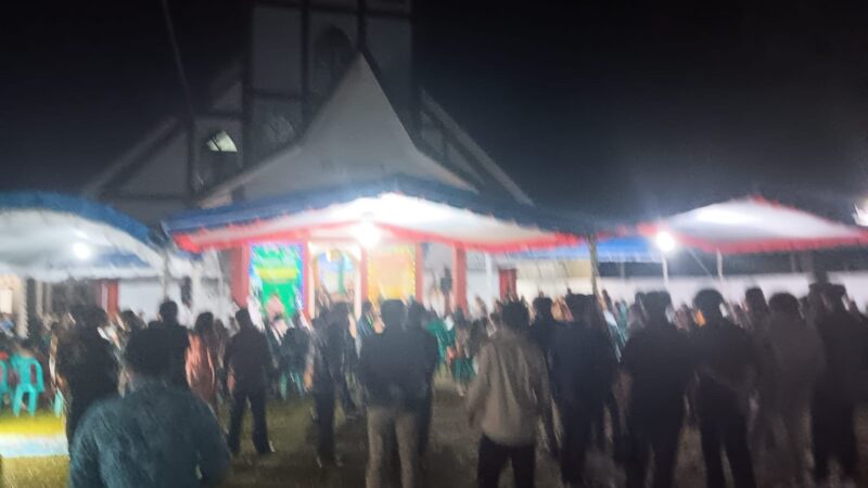 Polsek Sabangau Berikan Rasa Aman Saat Perayaan Natal di Gereja GKE Bethesda Kereng Bangkirai