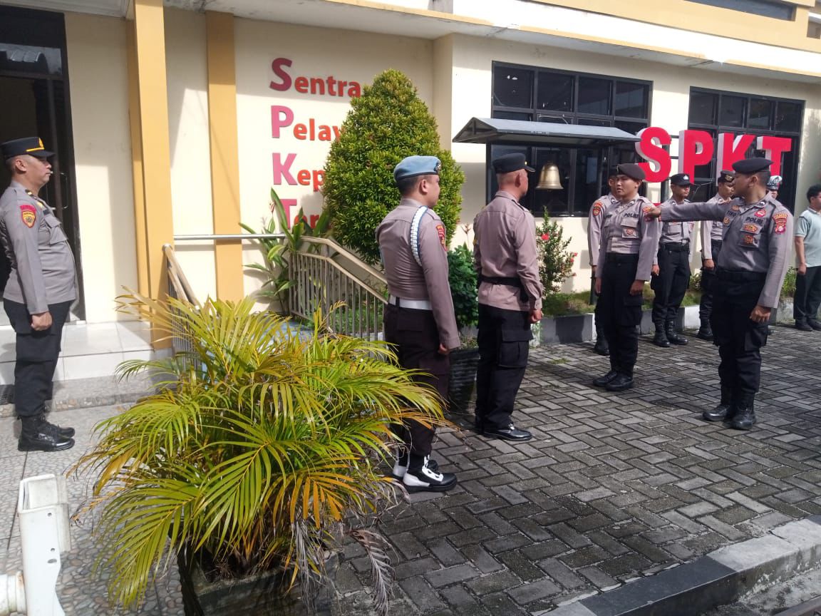 Pastikan Pelayanan Tetap Optimal, SPKT Polresta Palangka Raya Laksanakan Serah Terima Piket Jaga