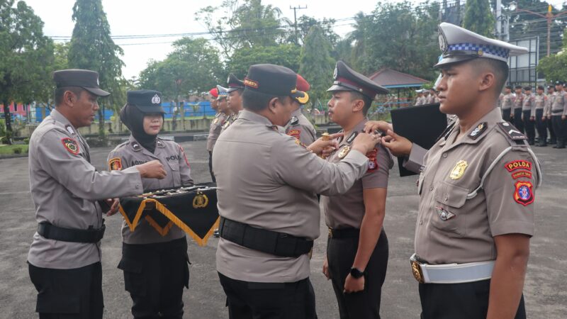 Sebanyak 59 Personel Polresta Palangka Raya Terima Kenaikan Pangkat Setingkat Lebih Tinggi