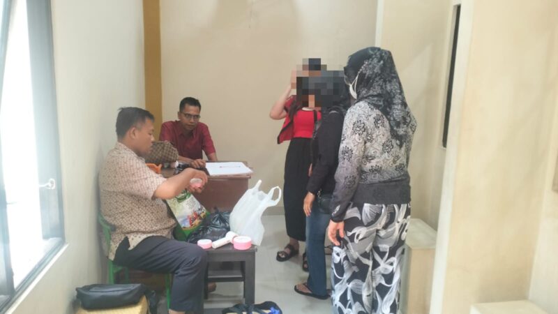 Sattahti Polresta Palangka Raya Layani Jam Kunjung Tahanan Secara Tertib dan Humanis