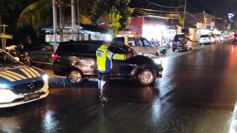 Amankan Kebaktian Akhir Tahun, Polresta Palangka Raya Hadir di Gereja HKBP