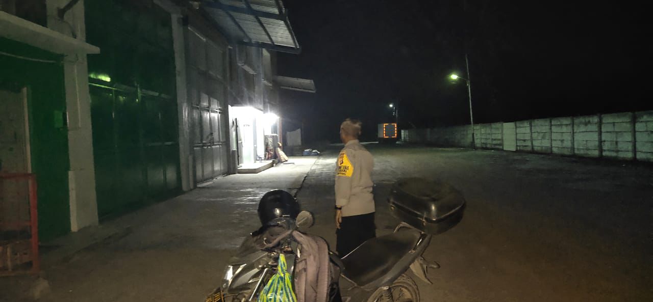 Patroli Personel Polsek Sabangau Sambangi Area Pergudangan Kalampangan