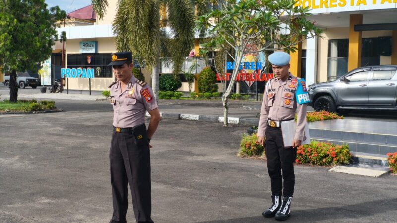 Pimpin Apel Sore, Piket Wapawas Polresta Palangka Raya Sampaikan Anev Tugas Sepanjang Hari