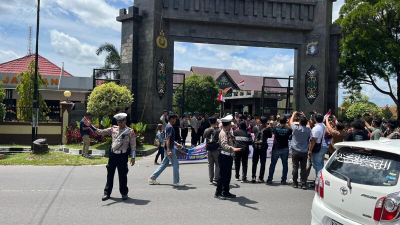 Satlantas Polresta Palangka Raya Siaga Amankan Jalur Unras, Arus Lalu Lintas Tetap Lancar