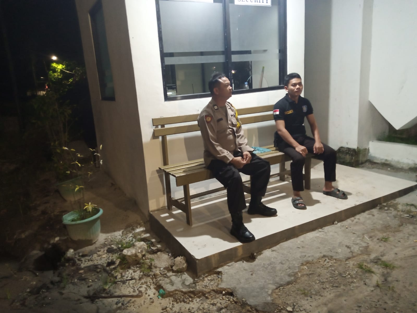 Di Pos Satpam RSUD Kota Palangka Raya, Piket Polsek Sabangau Imbau Tingkatkan Kewaspadaan