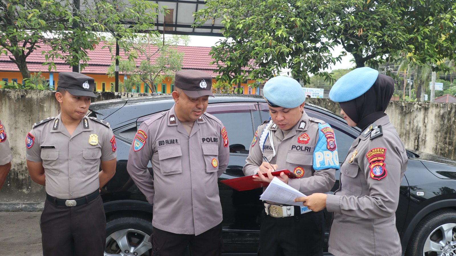 Gelar Waspers, Sipropam Polresta Palangka Raya Cek Absensi Personel saat Apel Satfung