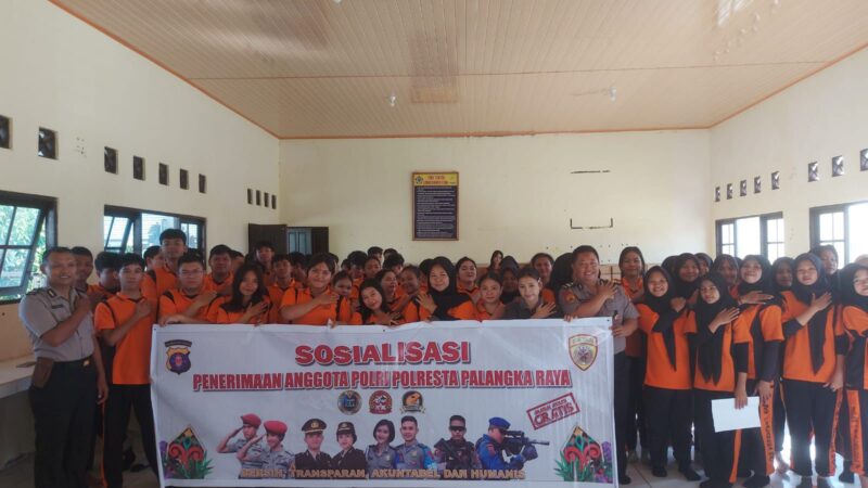 Sosialisasikan Penerimaan Terpadu Polri 2026, Polresta Palangka Raya Sambangi Sekolah