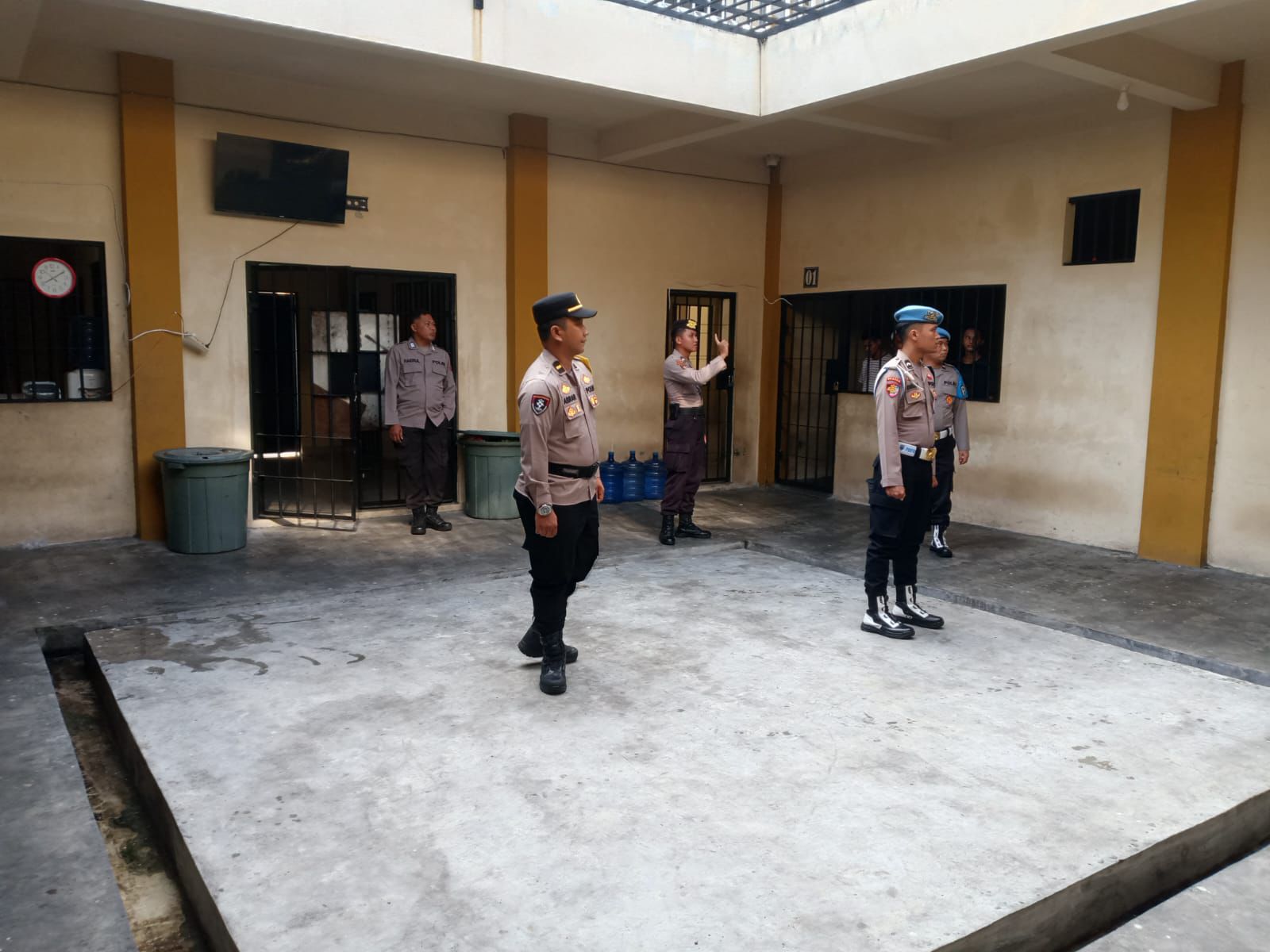 Seusai Apel, Pamapta III SPKT dan Piket Fungsi Polresta Palangka Raya Cek Rutan