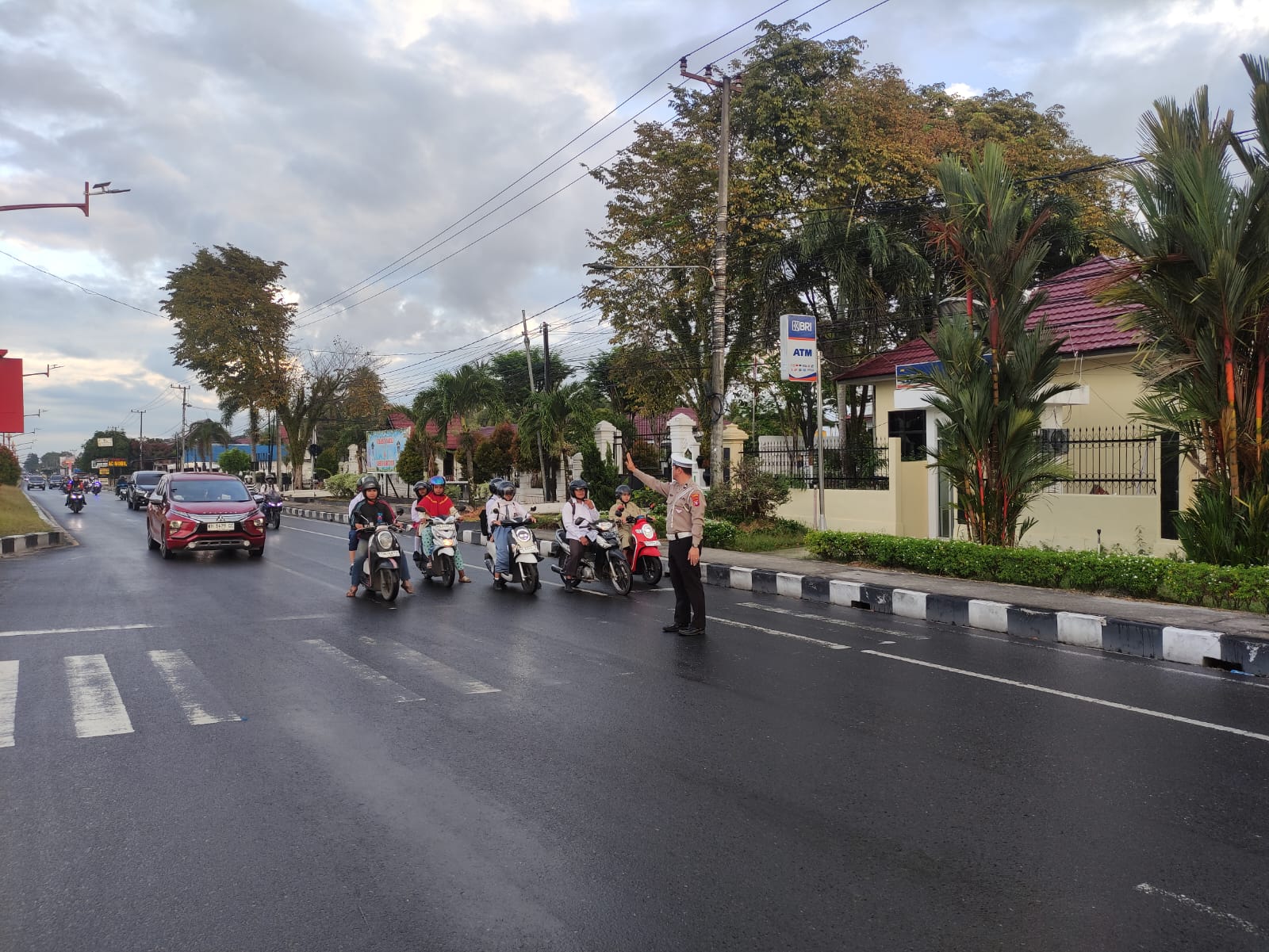 Satlantas Tingkatkan Pengaturan Lalu Lintas Pagi dalam Ops Keselamatan Telabang 2026