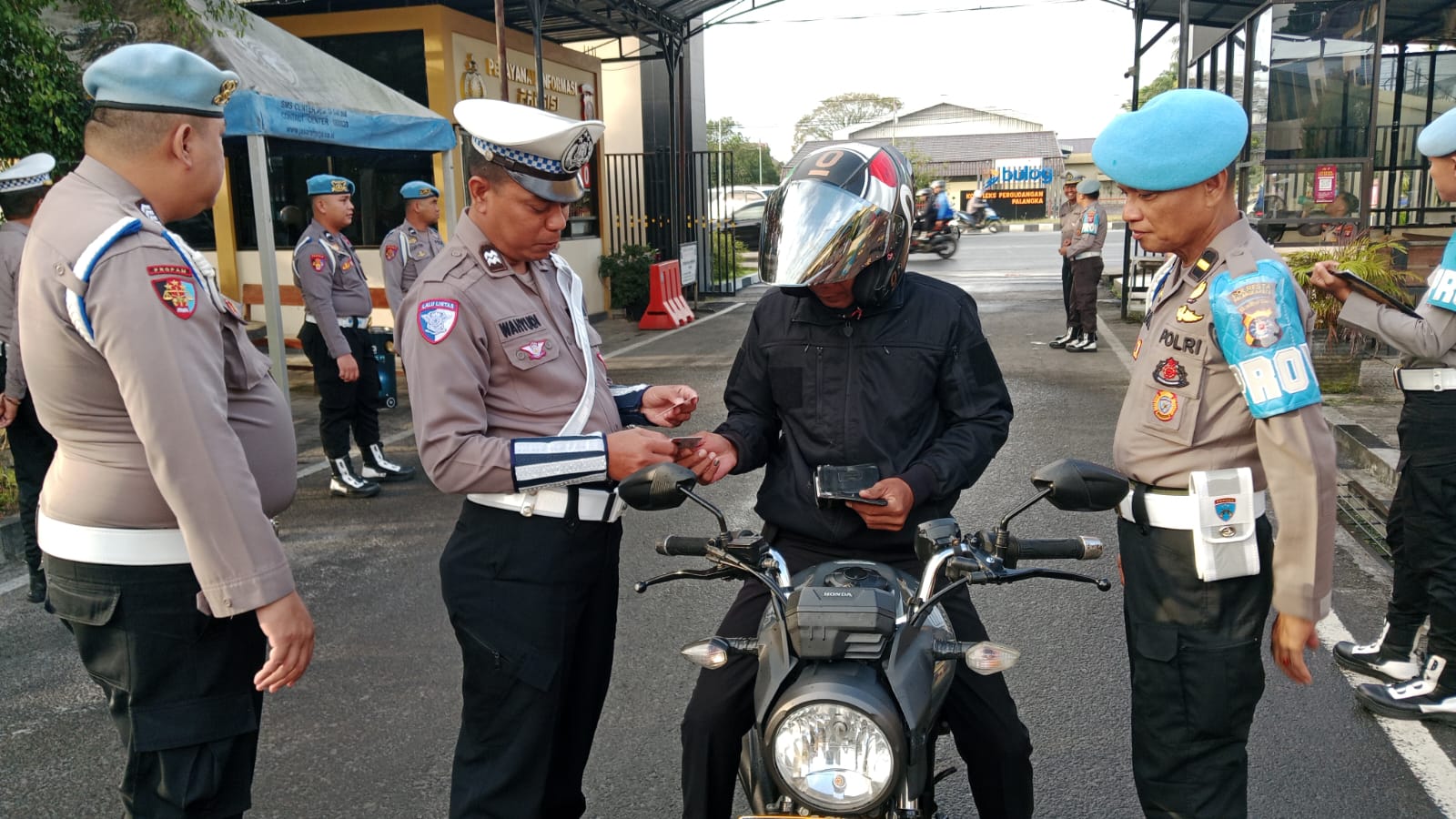 Operasi Keselamatan Telabang 2026, Satlantas Polresta Palangka Raya Tertibkan Administrasi Kendaraan Anggota
