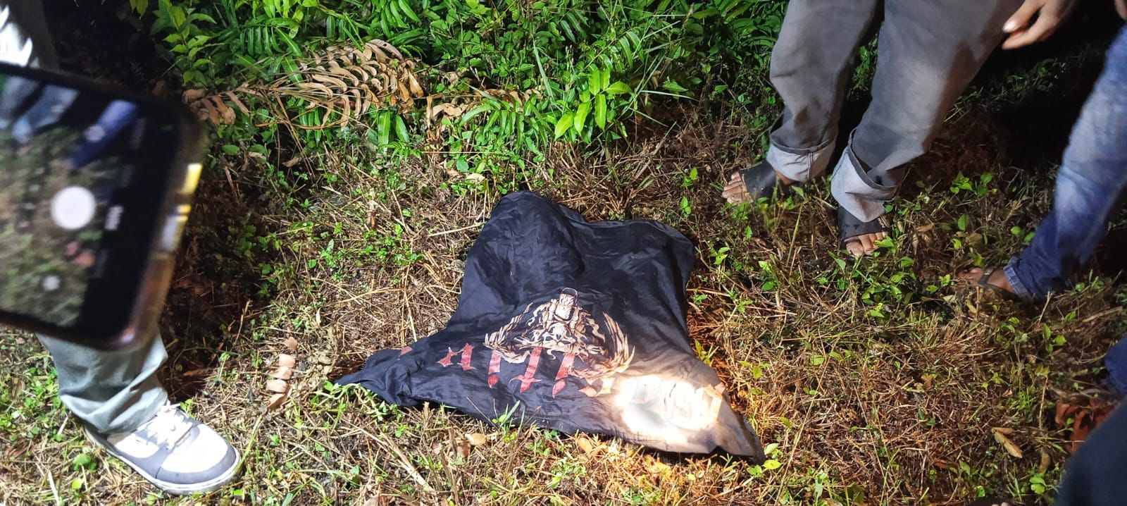 Polsek Bukit Batu Gelar Pra Rekonstruksi Penemuan Mayat di Jalan Tjilik Riwut Km 50,4