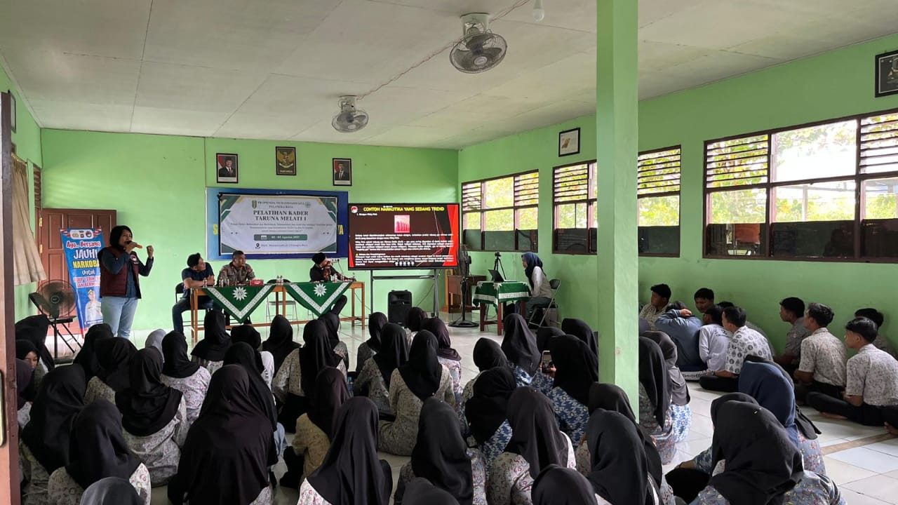 Bentengi Generasi Muda dari Narkoba, Satresnarkoba Polresta Palangka Raya Sambangi Pelajar Sebangau