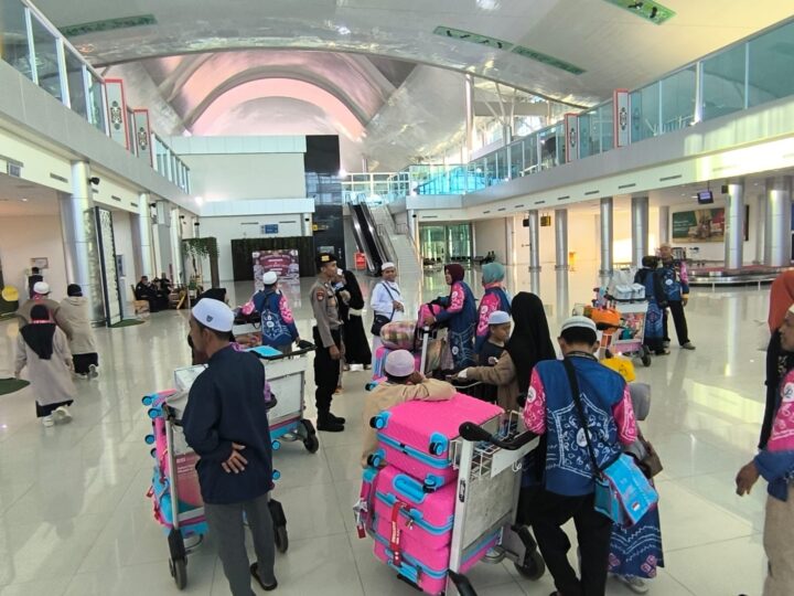 Satpamobvit Polresta Palangka Raya terus Perketat Penjagaan di Area Bandara