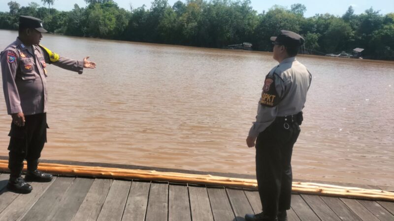 Monitoring Debit Air Sungai Rungan, Polsek Bukit Batu Imbau Warga Waspada Banjir