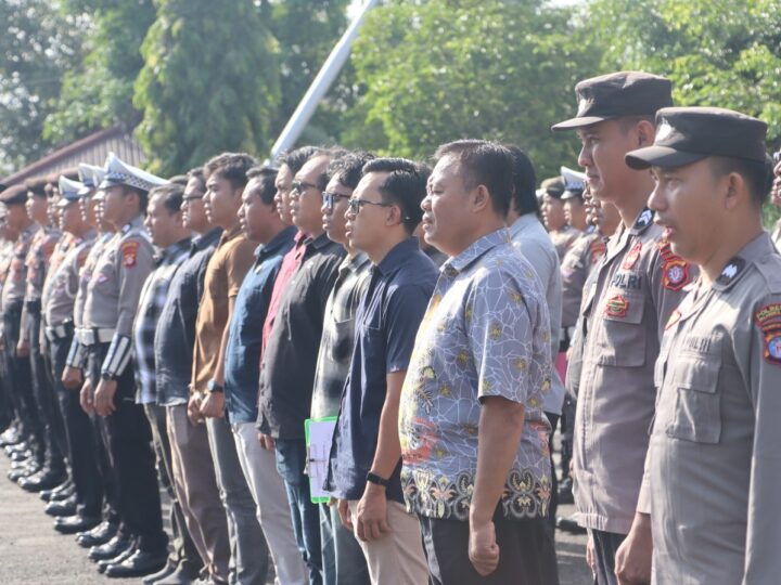 Saat Pimpin Apel di Mapolresta, Kasatbinmas: Tetap Berikan yang Terbaik bagi Warga Meski Puasa