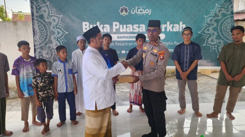 Polri Peduli Ramadan, Polresta Palangka Raya Hampiri Panti Asuhan dan Bagikan Takjil