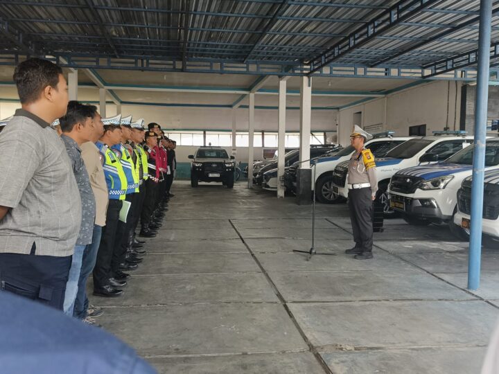 Pimpin Apel Ops Ketupat Telabang 2026, Dirlantas Polda Kalteng Tekankan Pelayanan Mudik Aman