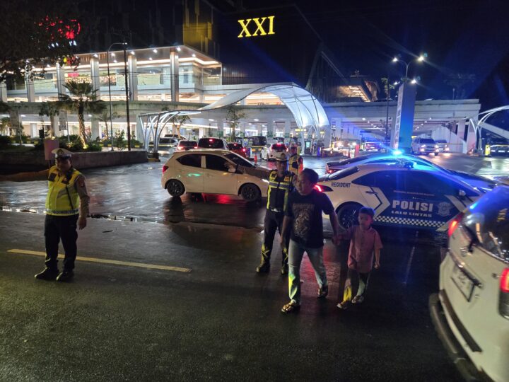 Jamin Keamanan Jelang Idul Fitri 1447 H, Satgas Ops Ketupat Telabang Masifkan Patroli Dialogis di Pusat Keramaian