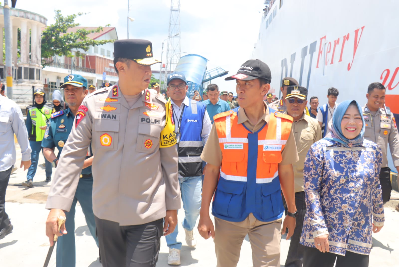 Tinjau Pospam Idul Fitri Pelabuhan Panglima Utar Kumai, Kapolda Kalteng Pastikan Mudik Aman Keluarga Bahagia