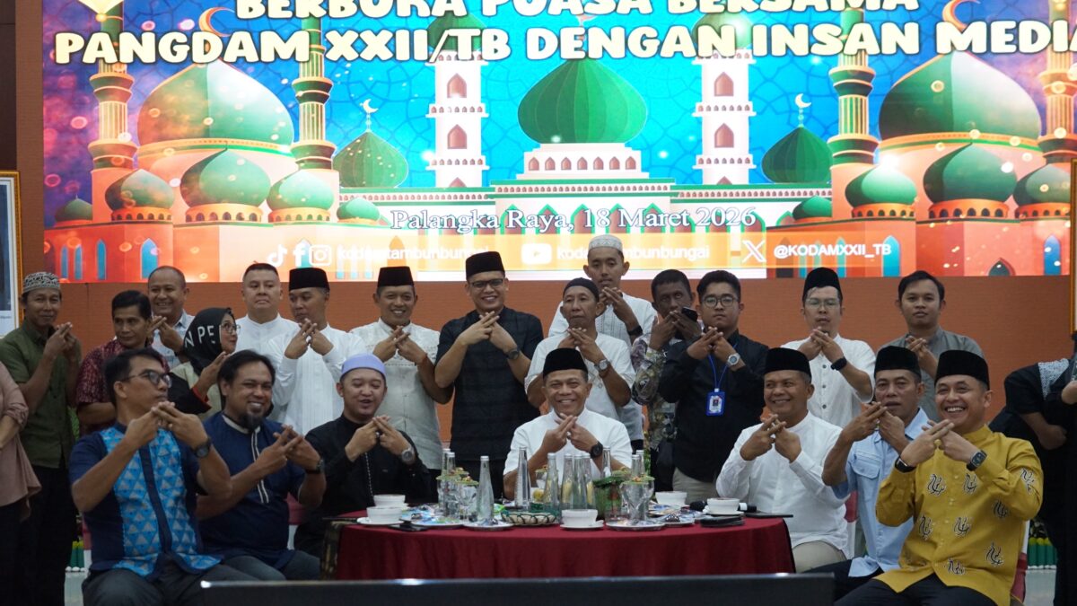 Perkuat Kemitraan TNI dan Pers, Pangdam XXII/TB Mayjen TNI Zainul Arifin Gelar Buka Puasa Bersama di Balai Berkah Makodam