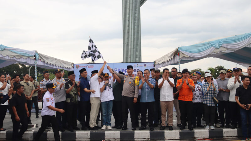 Bersama Gubernur dan Forkopimda, Kapolda Kalteng Lepas 626 Pemudik Tujuan Banjarmasin, Sampit dan Muara Teweh