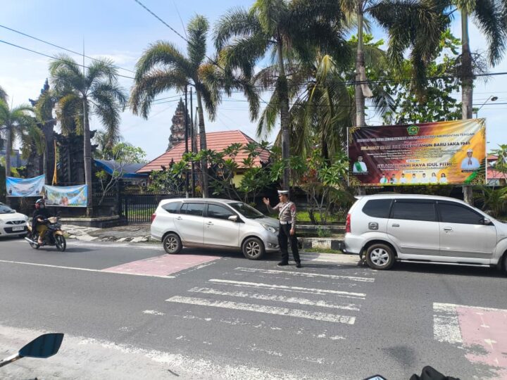 Satlantas Polresta Palangka Raya Jaga Kekhusyukan Ngambek Geni Nyepi 2026