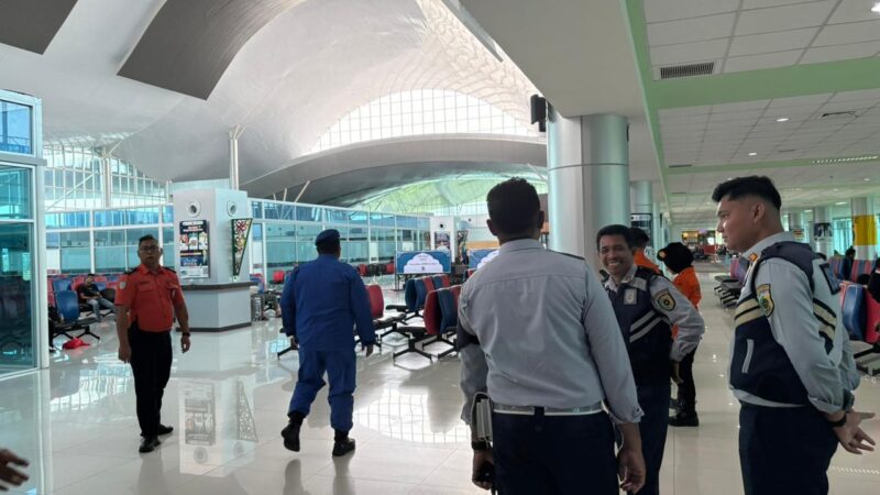 Meski Lebaran, Satpamobvit Tetap Berikan Pelayanan Terbaik di Bandara Tjilik Riwut