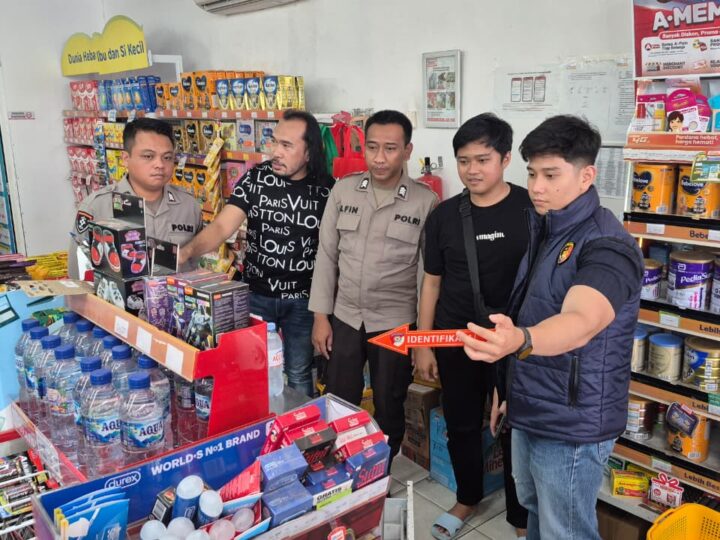 Polresta Palangka Raya Lakukan Olah TKP Curas di Alfamart, Pelaku Masih Diburu