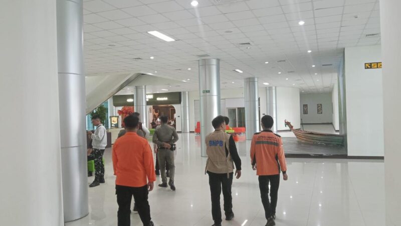 Momen Idul Fitri, Satpamobvit Polresta Palangka Raya Tetap Siaga di Bandara Tjilik Riwut